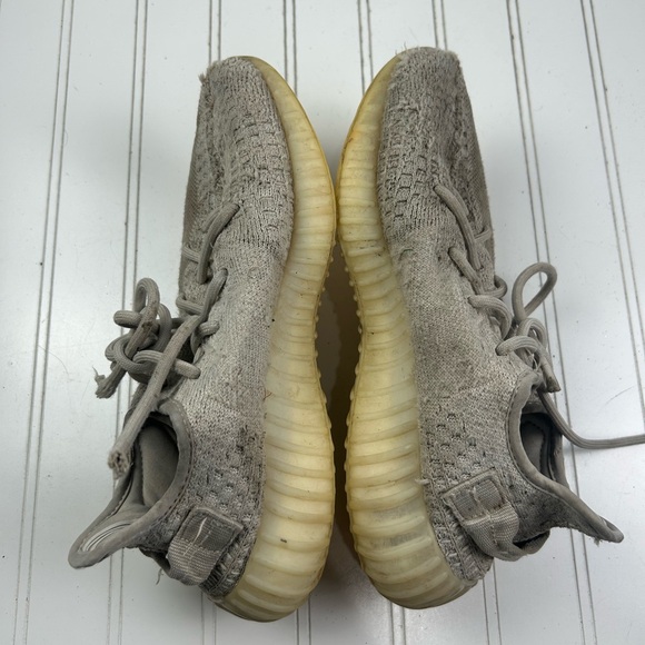 adidas gazelle silver green womens Adidas Yeezy Boost 350 V2 Lundmark (Non Reflective) (Used)